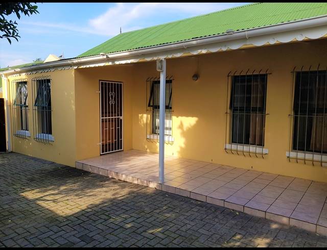 3 BEDROOM HOUSE FOR SALE IN STELLENRIDGE